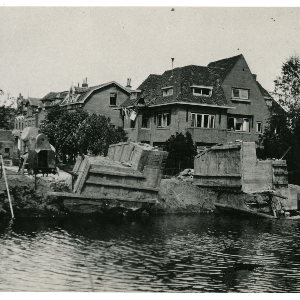 Vaartbrug ontploft 6 mei 1945